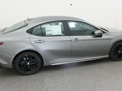 New 2026 Toyota Camry SE image 18