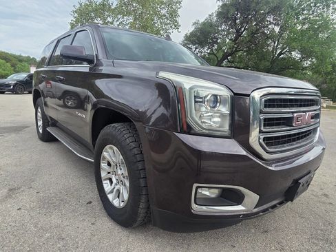 Used 2015 GMC Yukon SLT w/ HD Trailering Package AWD/4WD image 2