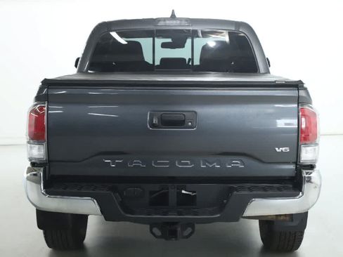 Certified 2023 Toyota Tacoma TRD Off-Road AWD/4WD image 41