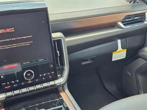 New 2026 GMC Yukon Denali w/ Advanced Technology Package RWD image 16