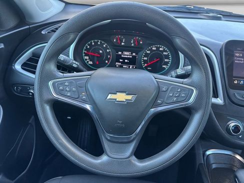 Used 2024 Chevrolet Malibu LT FWD image 12