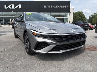 Used 2025 Hyundai Elantra Sport