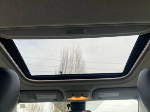 Used 2018 Toyota Prius C Four image 14