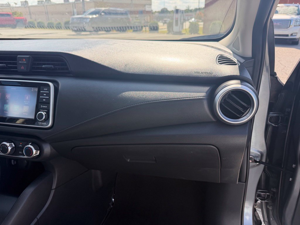 Used 2025 Nissan Versa S w/ Trunk Package FWD image 31