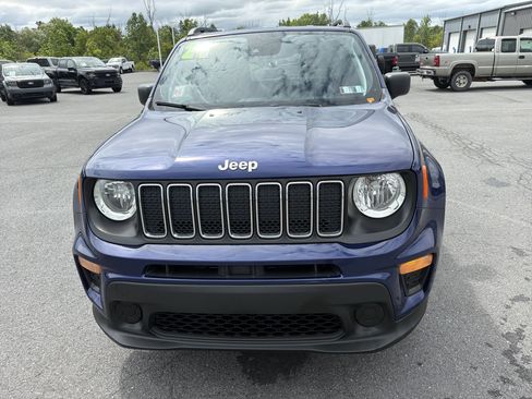 Used 2021 Jeep Renegade Sport w/ Sport Appearance Group AWD/4WD image 9