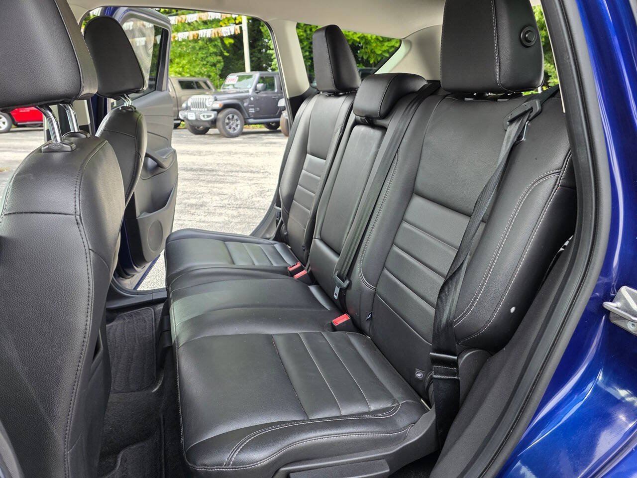 Used 2016 Ford Escape SE w/ SE Leather Comfort Package FWD image 14