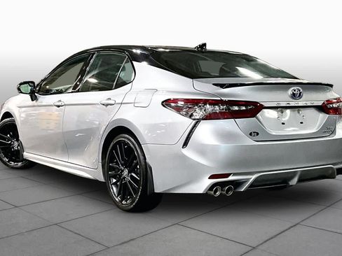 Used 2023 Toyota Camry XSE w/ Cold Weather Package FWD image 12