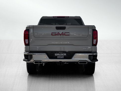 New 2026 GMC Sierra 1500 SLE image 5