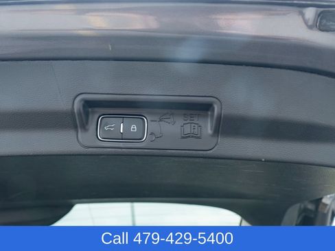 Used 2025 Ford Explorer Active w/ Active Comfort Package AWD/4WD image 38