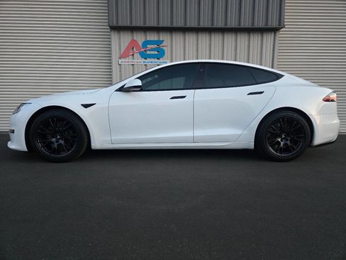 Used 2022 Tesla Model S image 3