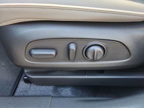 New 2026 Buick Envista Avenir image 17