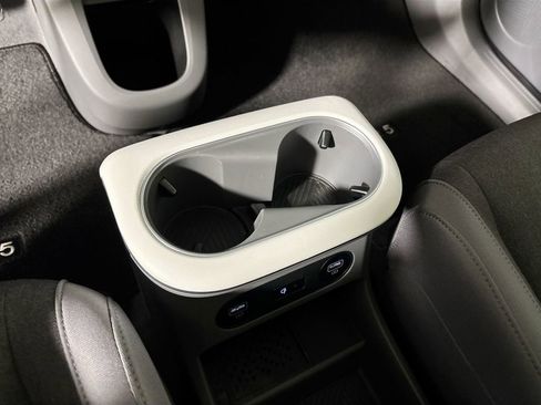 Used 2024 Hyundai Ioniq 5 SEL image 15