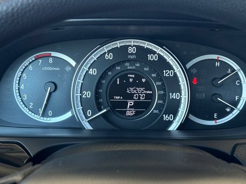 Used 2016 Honda Accord LX image 22