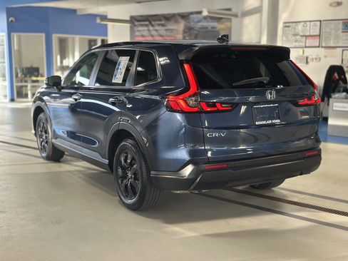 Used 2024 Honda CR-V EX-L image 7