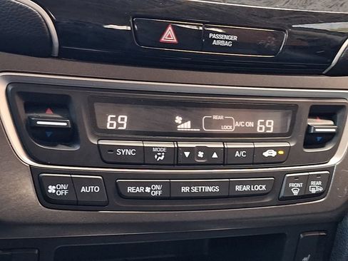 Used 2022 Honda Pilot Special Edition image 18