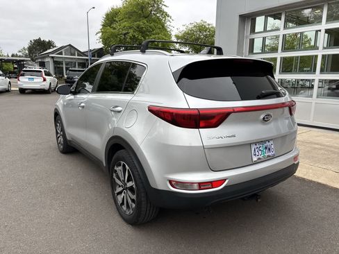 Used 2017 Kia Sportage EX w/ EX Premium Package FWD image 3