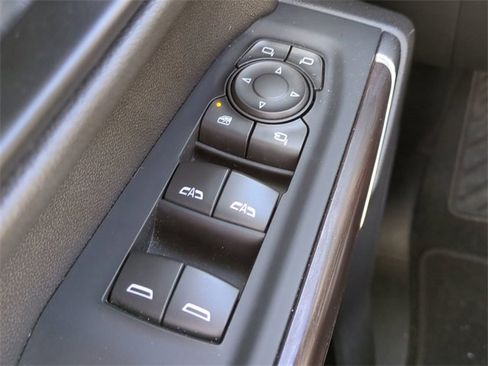 Used 2022 GMC Sierra 1500 SLT w/ Driver Alert Package II image 21