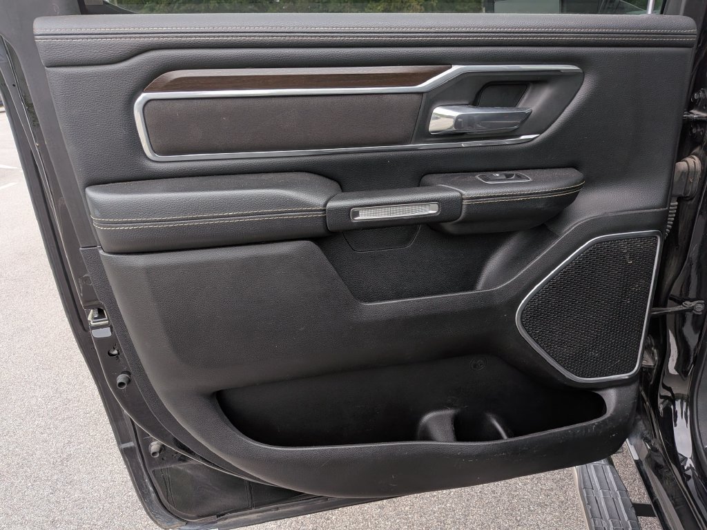 Used 2022 RAM 1500 Laramie AWD/4WD image 24