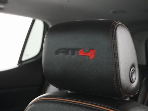 Used 2023 GMC Acadia AT4 image 13