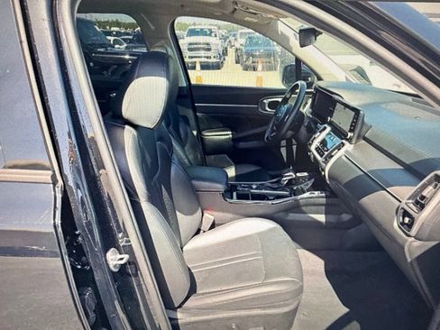 Used 2023 Kia Sorento SX FWD image 7