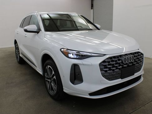 New 2026 Audi Q5 Premium AWD/4WD image 6