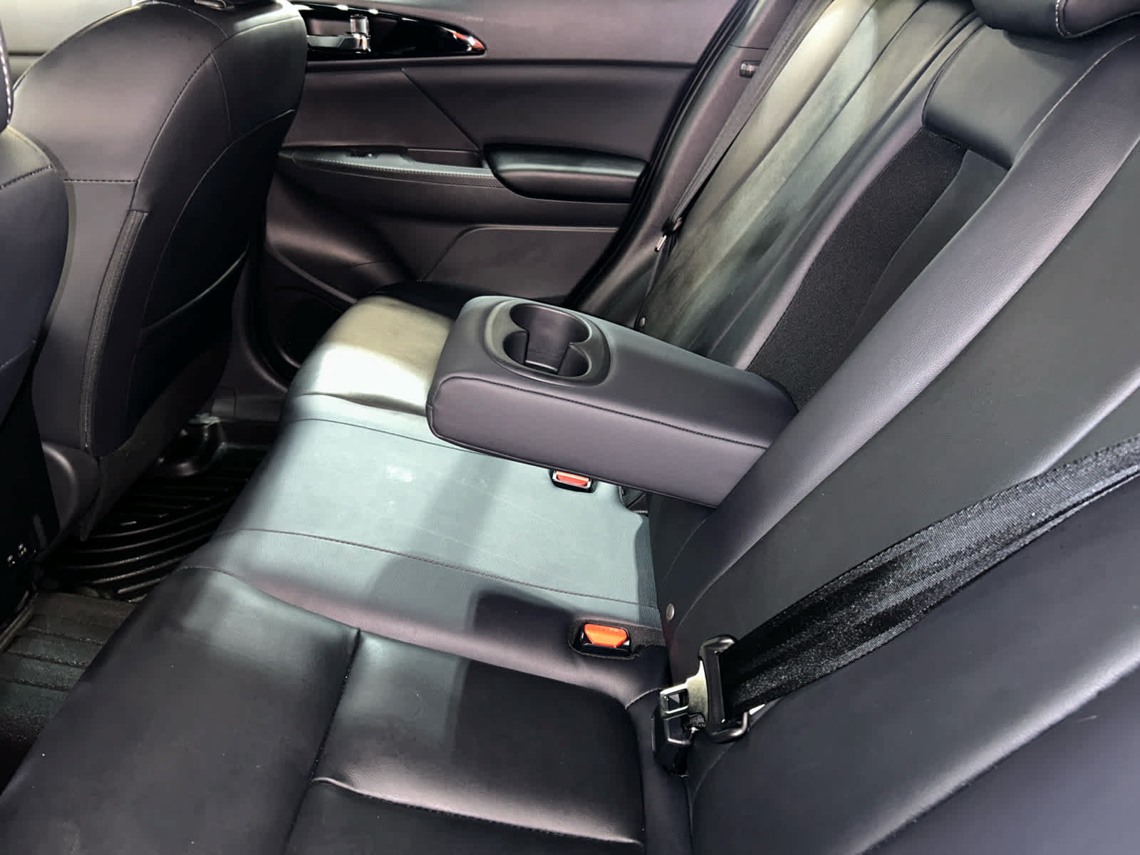 Used 2024 Mitsubishi Eclipse Cross SEL AWD/4WD image 5