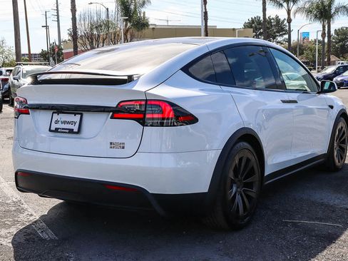 Used 2023 Tesla Model X Plaid image 6