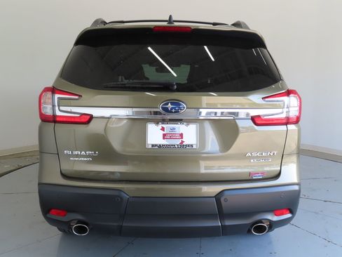 Used 2025 Subaru Ascent Limited AWD/4WD image 6