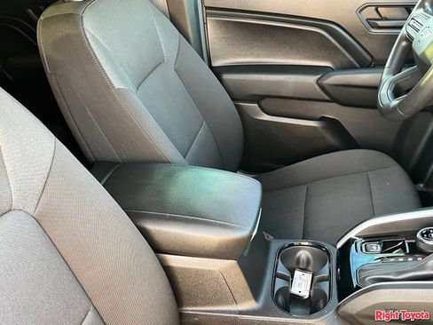Used 2024 Chevrolet Colorado Trail Boss AWD/4WD image 13