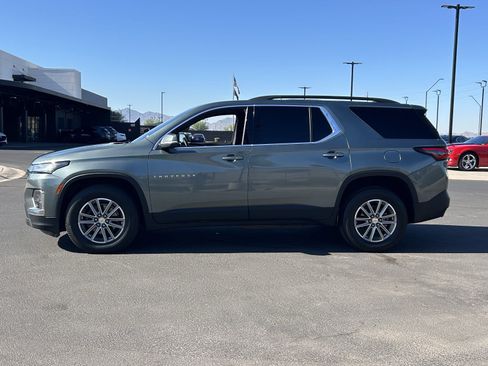 Used 2023 Chevrolet Traverse LT AWD/4WD image 3