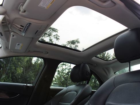 Used 2016 Mercedes-Benz C 300 Sedan w/ Premium 1 Package image 18
