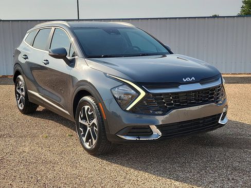 Used 2023 Kia Sportage EX AWD/4WD image 6