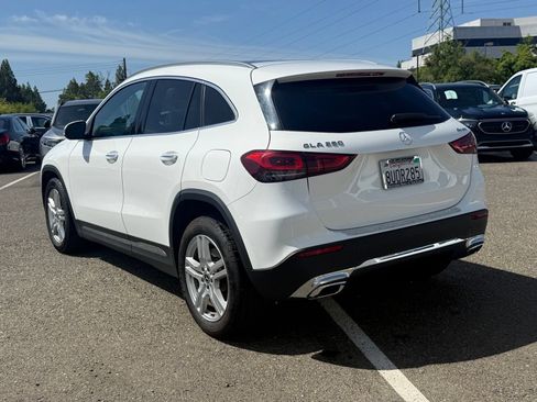 Certified 2021 Mercedes-Benz GLA 250 4MATIC image 3