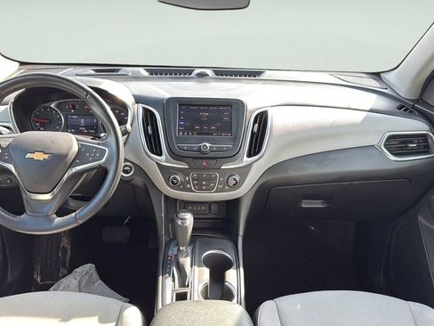 Used 2021 Chevrolet Equinox LT w/ Driver Convenience Package image 13