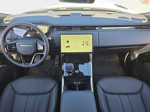 New 2026 Land Rover Range Rover Sport Dynamic SE AWD/4WD image 9