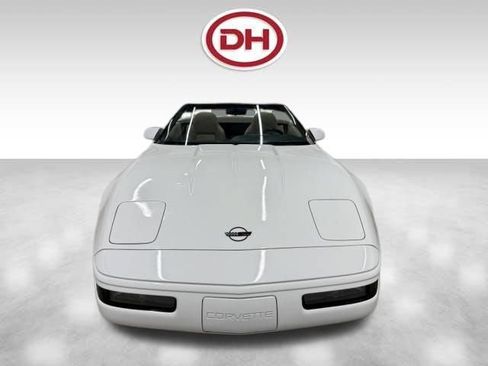 Used 1994 Chevrolet Corvette Convertible RWD image 7