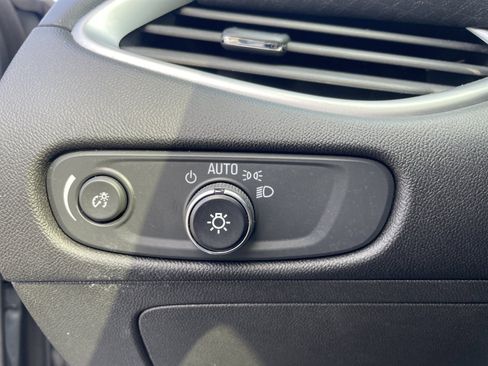 Used 2024 Chevrolet Malibu LT image 23