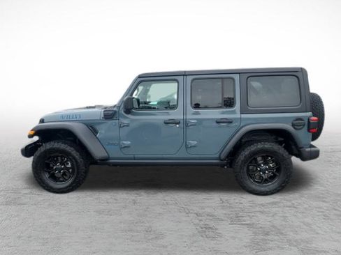 Used 2024 Jeep Wrangler Unlimited image 9