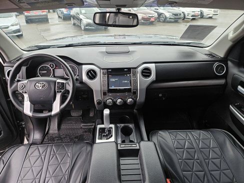 Used 2017 Toyota Tundra SR5 w/ SR5 Upgrade Package image 25