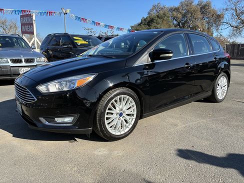 Used 2016 Ford Focus Titanium w/ Titanium Technology Package image 1