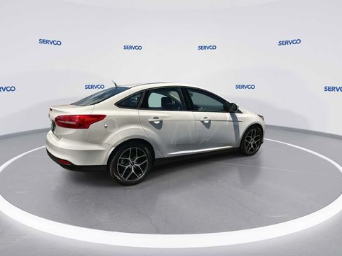 Used 2018 Ford Focus SEL FWD image 5
