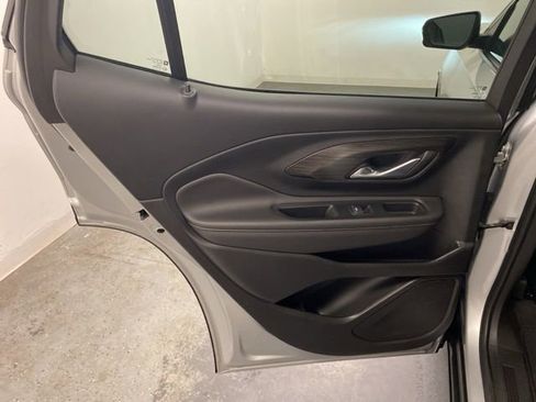 Used 2022 GMC Terrain SLT w/ Infotainment Package II image 24