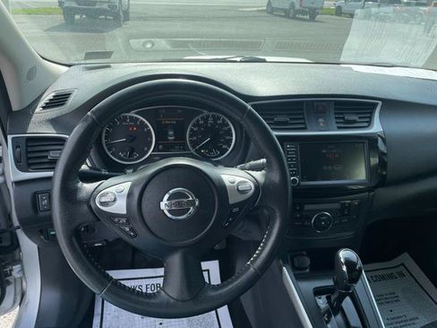 Used 2019 Nissan Sentra SV image 18