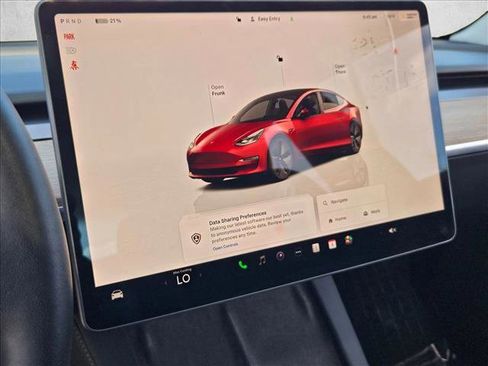 Used 2023 Tesla Model 3 Standard Range RWD image 13