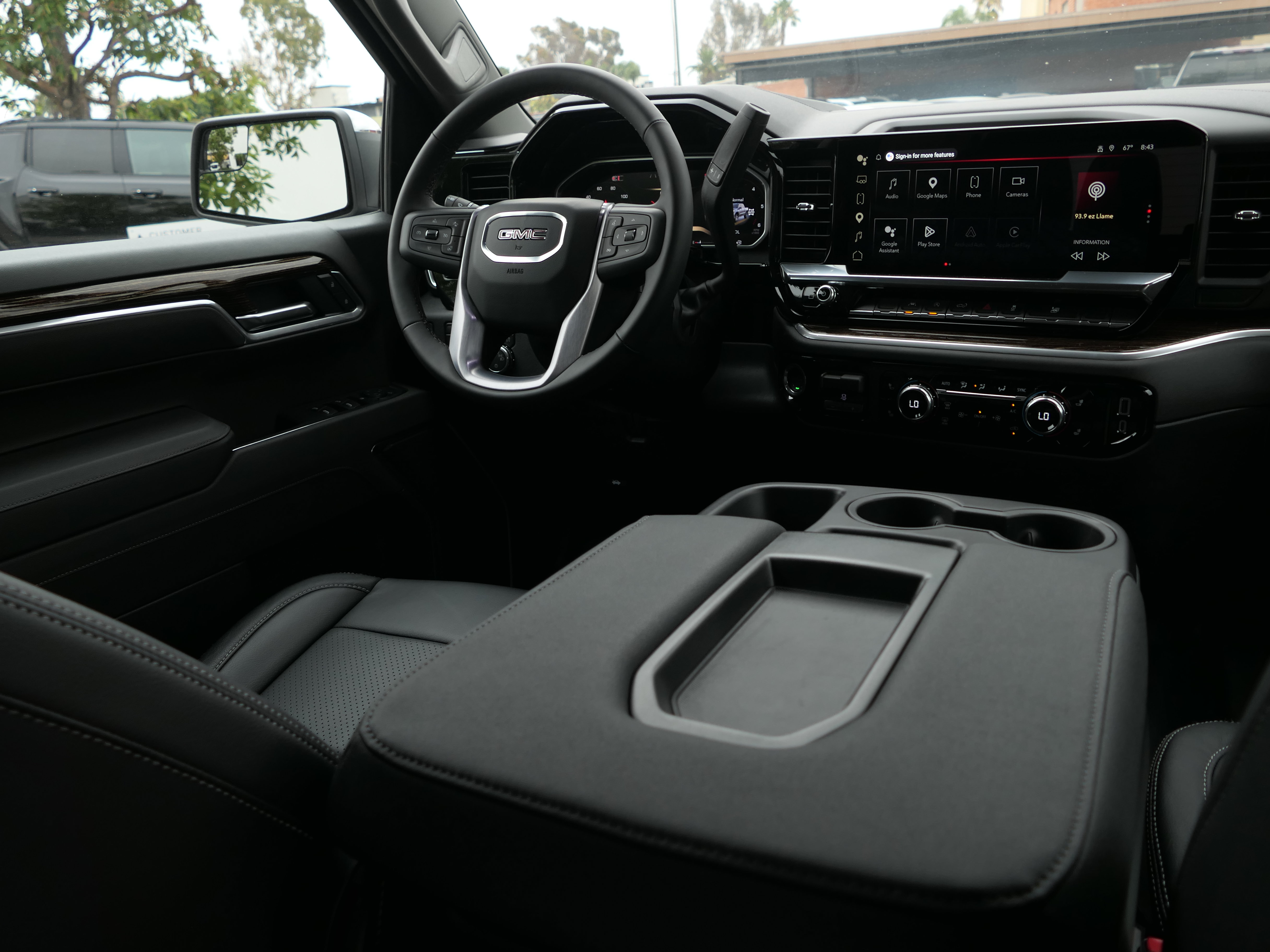 New 2026 GMC Sierra 1500 SLE w/ Preferred Package AWD/4WD image 21