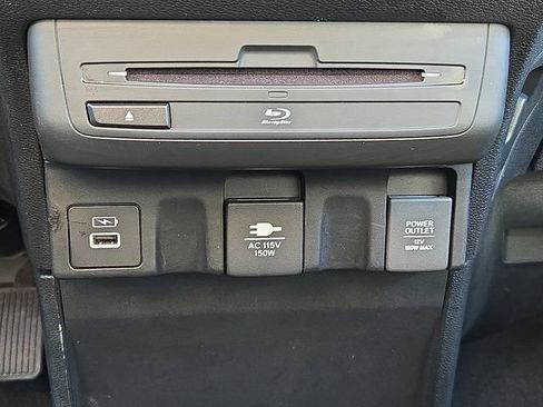 Used 2024 Honda Odyssey Elite image 25