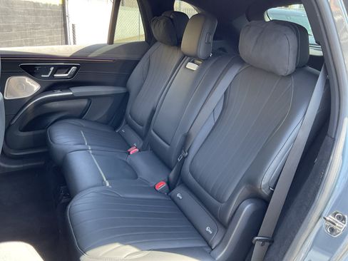 Used 2023 Mercedes-Benz EQS 450+ SUV w/ Pinnacle Trim Package image 20