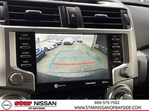 Used 2024 Toyota 4Runner SR5 AWD/4WD image 27