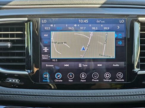 Used 2020 Chrysler Pacifica Limited w/ Tire & Wheel Group FWD image 41
