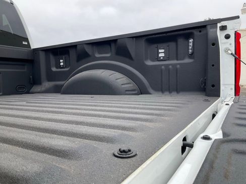 Certified 2025 Ford F350 Lariat w/ Black Appearance Package image 14